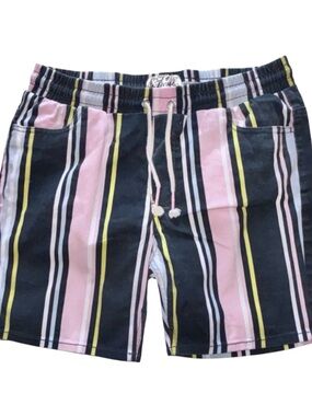 FRESH PRINTS SHORTS